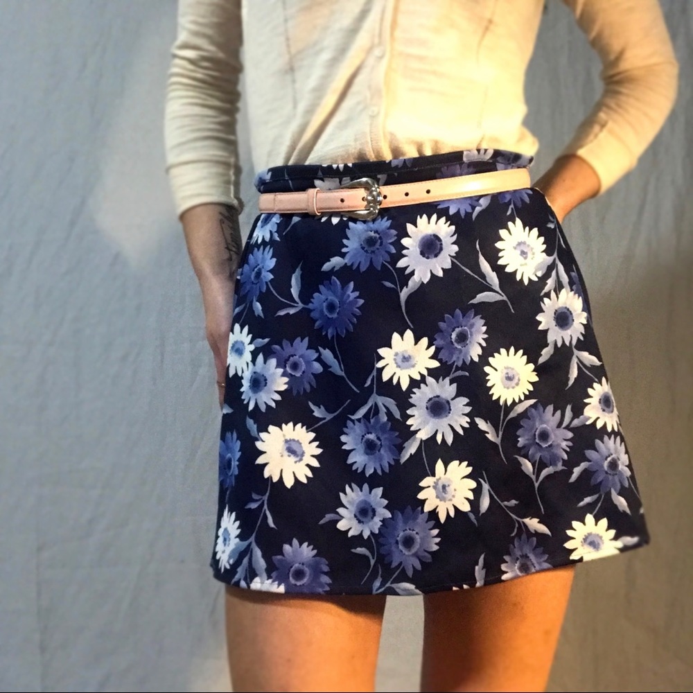 90’s Floral Skirt